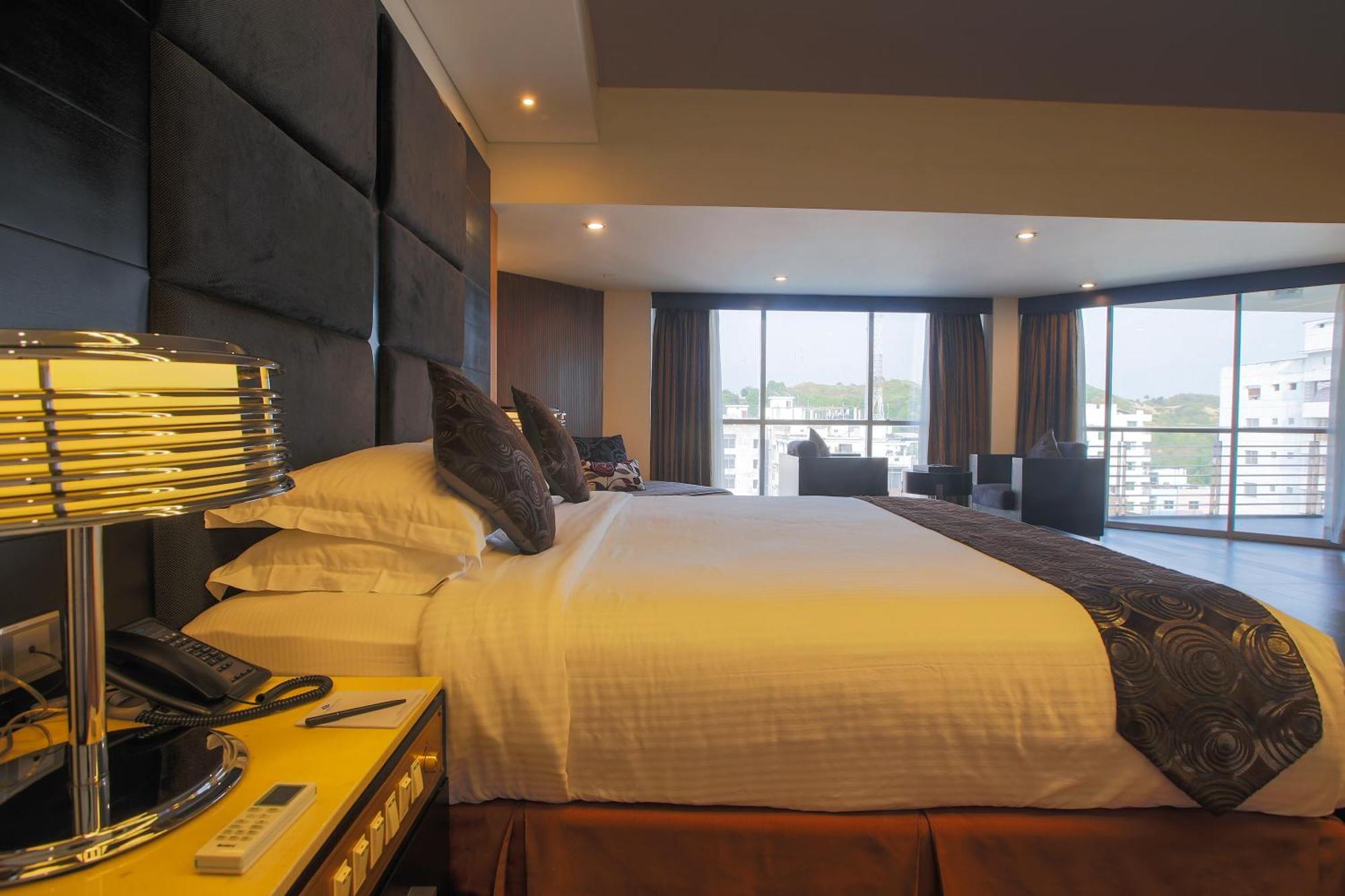 Long Beach Hotel Cox's Bazar Extérieur photo