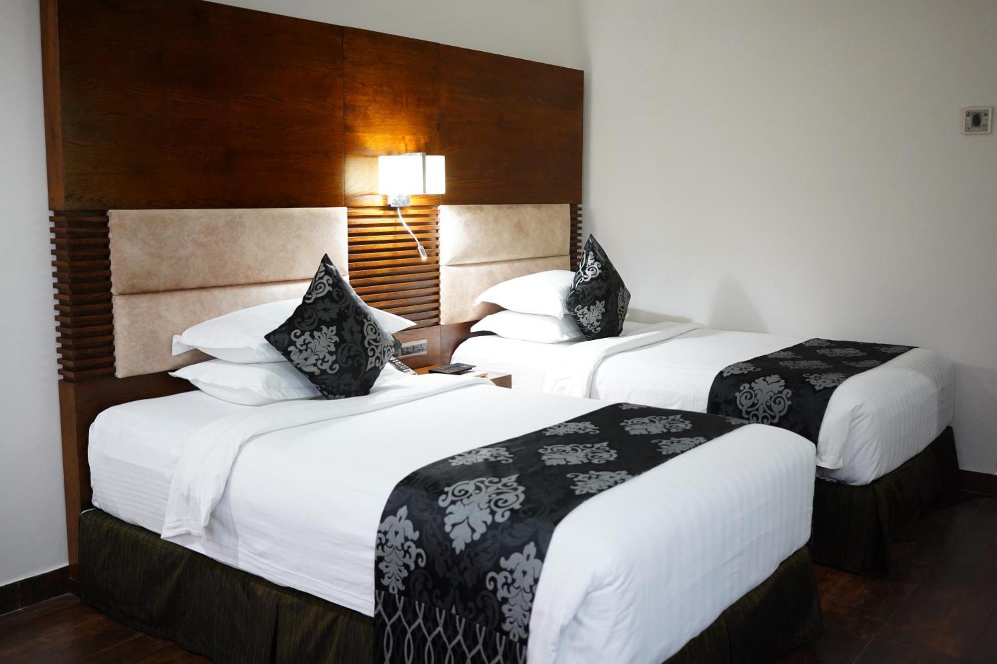 Long Beach Hotel Cox's Bazar Extérieur photo